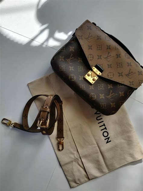 louis vuitton pochette metis reverse replica